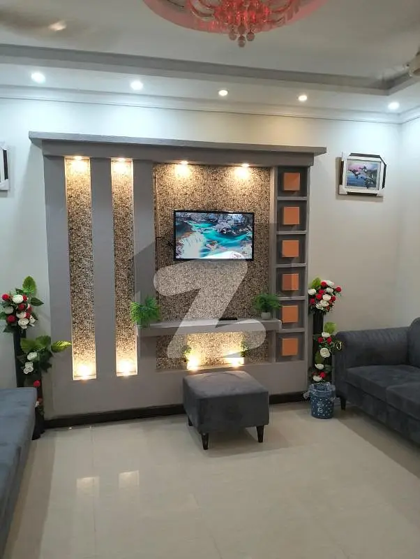 Fully Furnished 2 Bedroom Apartment Available in F-11 For Rent