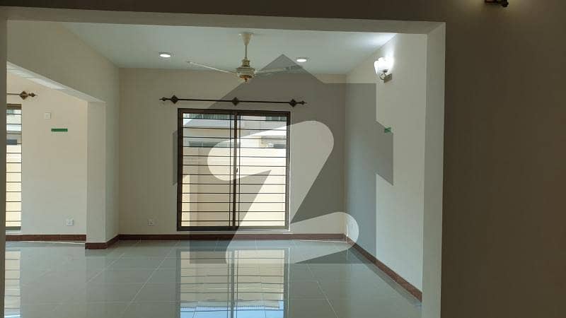 West Open HOUSE For Rent In Askari 5 - Sector H Karachi Is Available