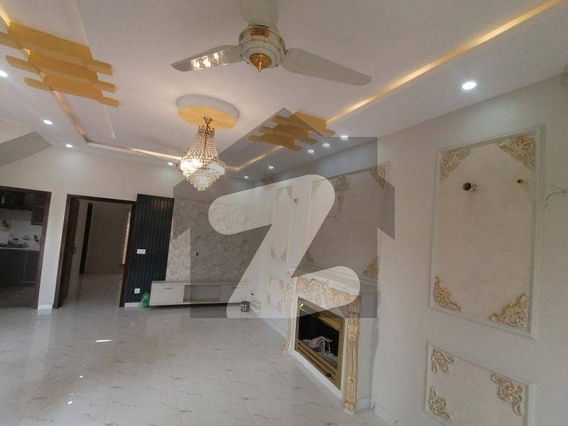 5 Marla Beautiful House Available For Rent For Rent In Dha Rehbar P Block