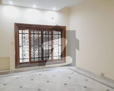 1 Kanal Full House Available For Rent In DHA Phase 3 Lahore