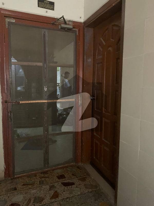 Double Storey 240 Square Yards House Available In Gulshan-e-Iqbal - Block 5 For sale