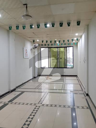 I-8. Markaz commcial studio office first floor available for rent