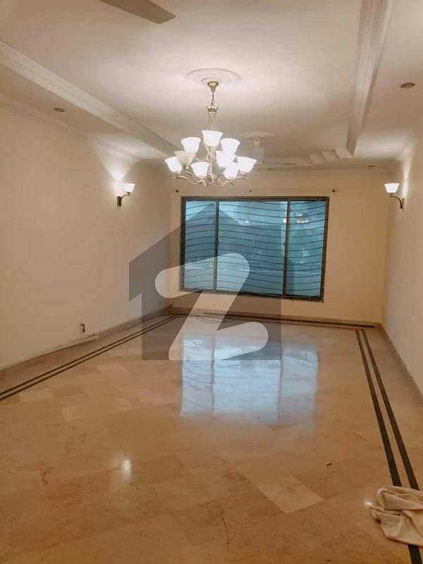 Ready To rent A Upper Portion 400 Square Yards In F-11/2 Islamabad