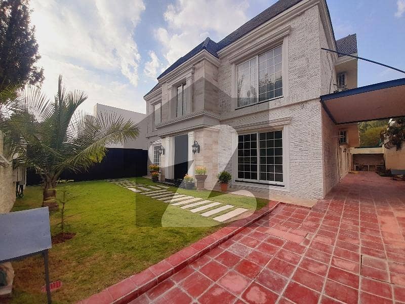 Elegant Residence for Rent in F-7 Islamabad, Offering Luxury & Comfort in a Prime Location