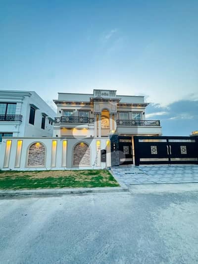 1 Kanal Double Story Beautiful Luxurious House For Sale In DHA Multan