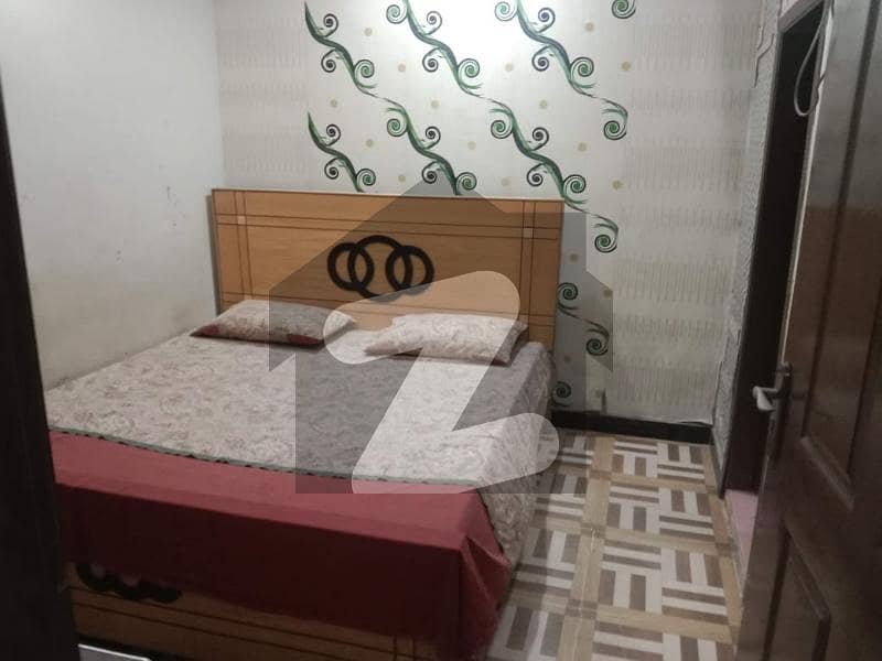 Fully furnished Flate 
1 bedroom Attached washroom 
Tv Lounge 
open kitchen