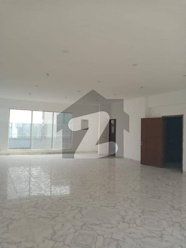 OFFICE IS AVAILABLE FOR RENT DHA PHASE 6 4500 SQ. FT
