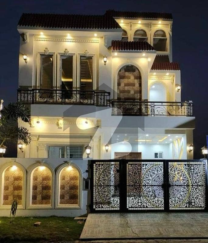 اومیگا ریزیڈینسیا لاہور - اسلام آباد موٹروے,لاہور میں 3 کمروں کا 5 مرلہ مکان 1.45 کروڑ میں برائے فروخت۔