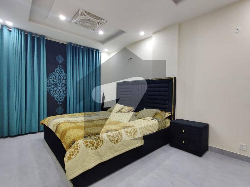 بحریہ ٹاؤن سیکٹر سی بحریہ ٹاؤن,لاہور میں 1 کمرے کا 2 مرلہ فلیٹ 55.0 ہزار میں کرایہ پر دستیاب ہے۔