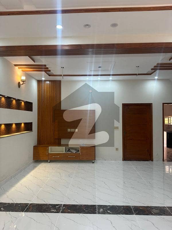 5 Marla Brand New House At Affordable Price For Sale In Park View City Lahore.