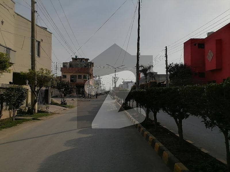 پنجاب سمال انڈسٹریز کالونی لاہور میں 5 مرلہ رہائشی پلاٹ 70.0 لاکھ میں برائے فروخت۔
