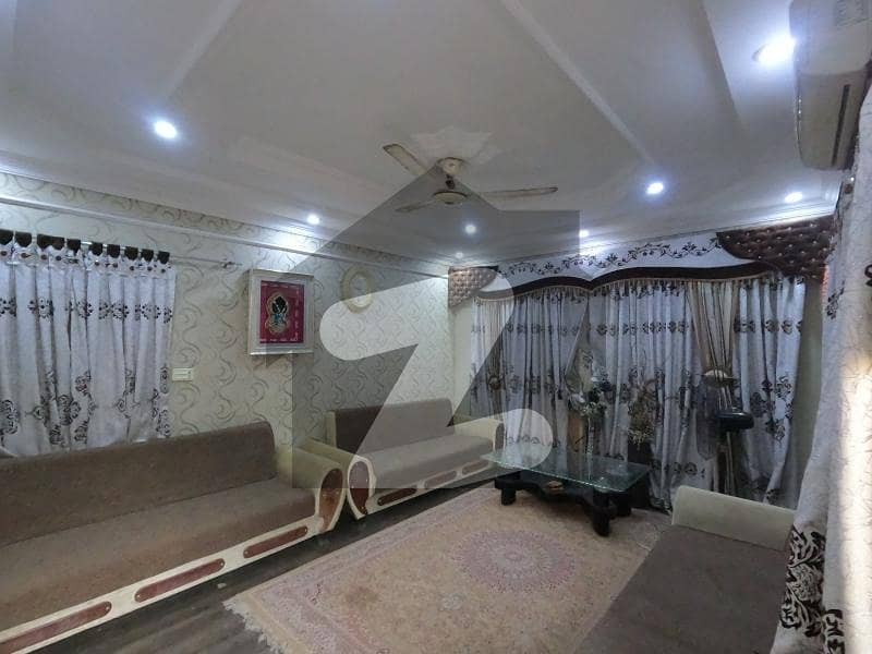 240 Square Yards House Situated In Gulshan-e-Iqbal Town For sale