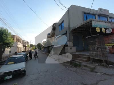 گلزارِ قائد ہاؤسنگ سوسائٹی راولپنڈی میں 8 مرلہ Studio عمارت 4.5 کروڑ میں برائے فروخت۔