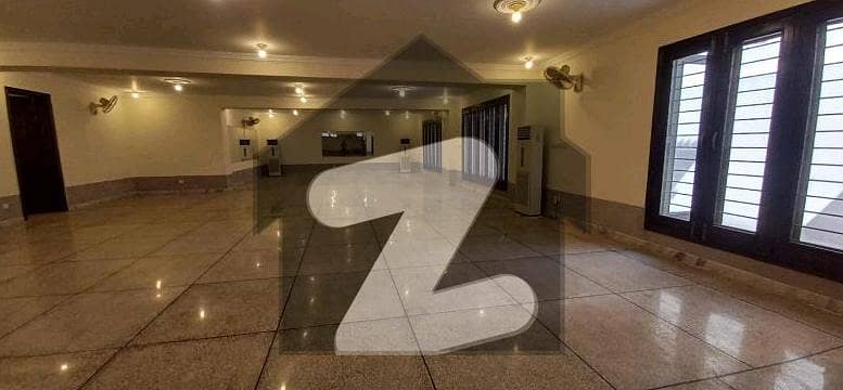 ایف ۔ 7 اسلام آباد میں 6 کمروں کا 1 کنال مکان 28.0 کروڑ میں برائے فروخت۔