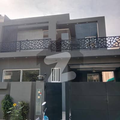 8 Marla Brand New Basement Servant Quarter Luxury Full House For Sale in Phase 9 Town DHA Lahore