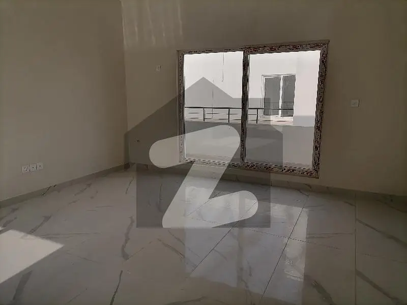 500 Square Yards House Ideally Situated In Falcon Complex New Malir