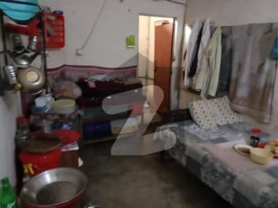 کیولری ایکسٹینشن لاہور میں 3 کمروں کا 2 مرلہ مکان 1.15 کروڑ میں برائے فروخت۔
