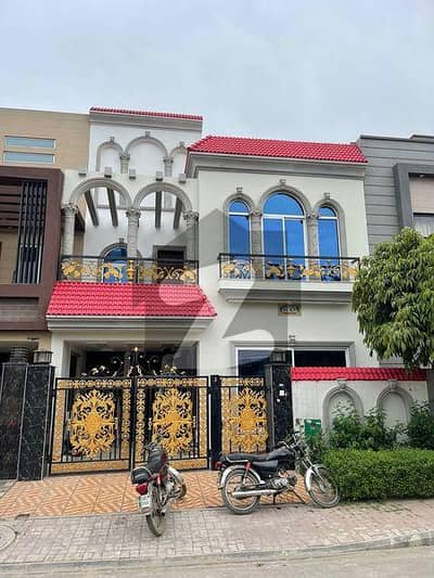 5 MARLA HOUSE FOR SALE IN BAHRIA TOWN LAHORE