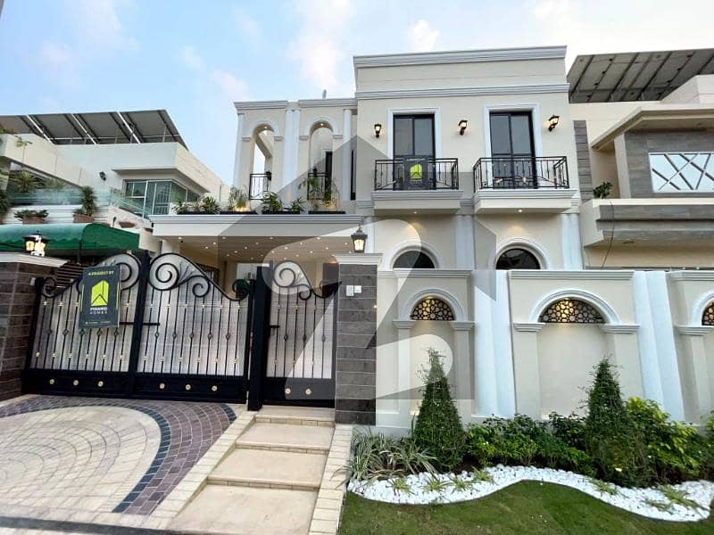 10 Marla Classical Modern House Available For Rent In Dha Phase 6 Near To Park & Commercial