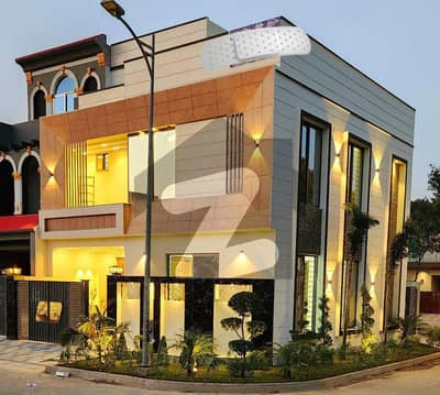 5.5 Marla, Brand New Very Beautiful Corner House For Sale In New Lahore City
