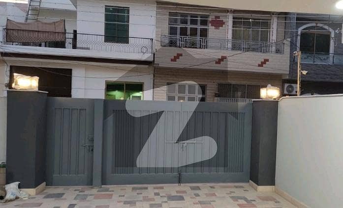 johar town phase 1 block B3 12MARLA house for sale near main road owner build Marbal and tilted flooring
