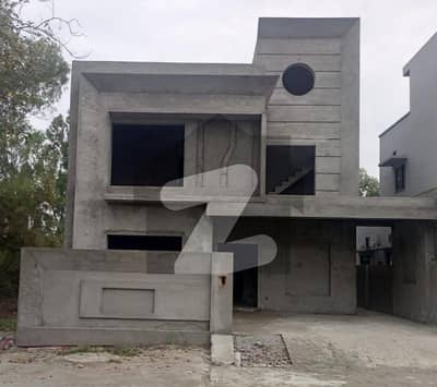 10 Marla Gray structure Beconhouse for sale 
price nogetibal LDA approved