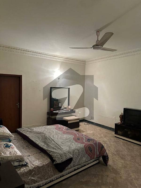 ڈی ایچ اے فیز 2 ڈیفنس (ڈی ایچ اے),لاہور میں 3 کمروں کا 9 مرلہ مکان 3.0 کروڑ میں برائے فروخت۔