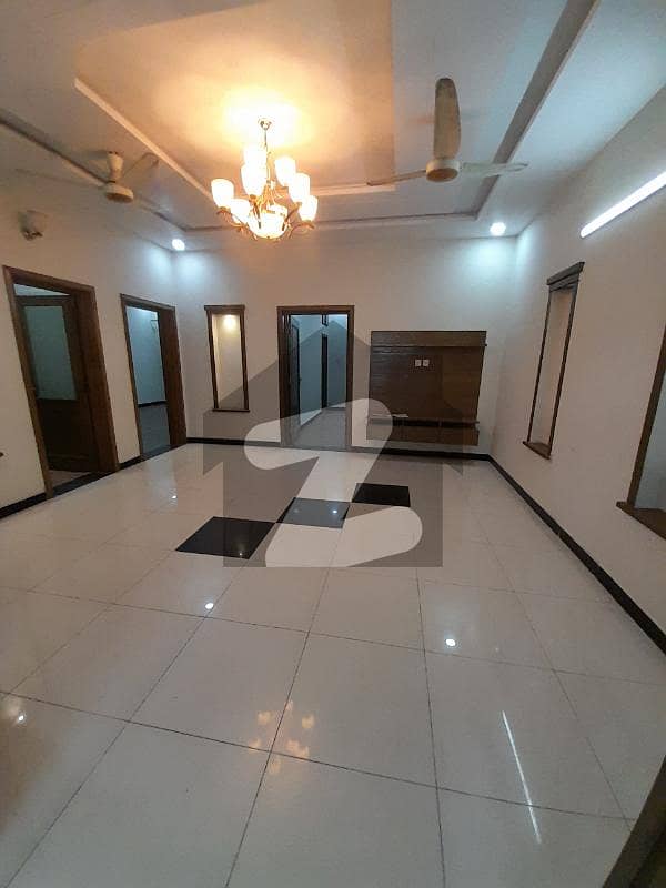 7 Marla Ground Portion For Rent In G-13/2 Islamabad