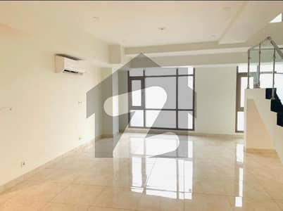 3 Badroom Duplex Penthouse For Rent