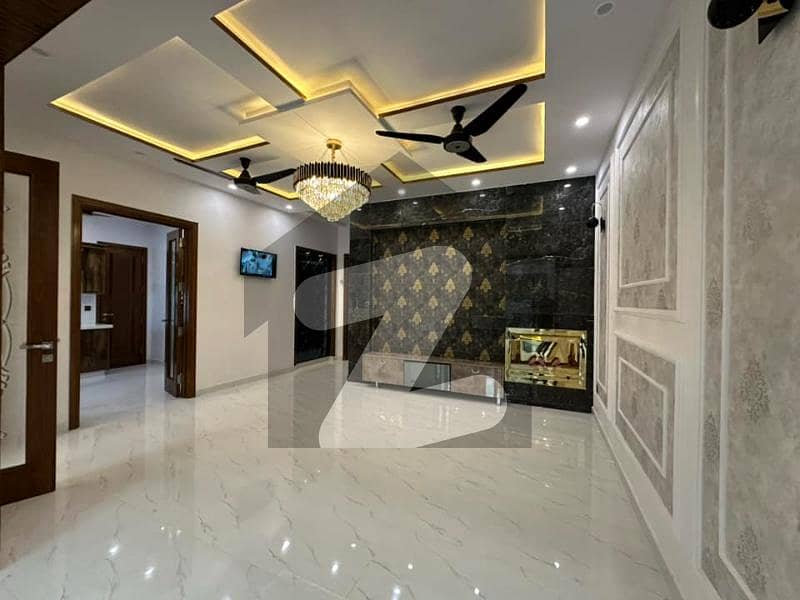 3 Years Installments Plan 10 Marla Brand New Ultra Modern House For Sale Park View City Lahore