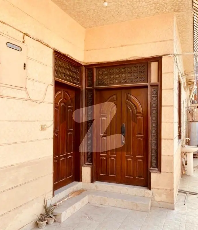 Town House 160 Sqyd PECHS Block 6, Prime Secure Location Near Sharah-E- Faisal, 4 Bedroom With Attached Bath, Drawing, 2 Lounges, Servant Quarter, Car Parking,