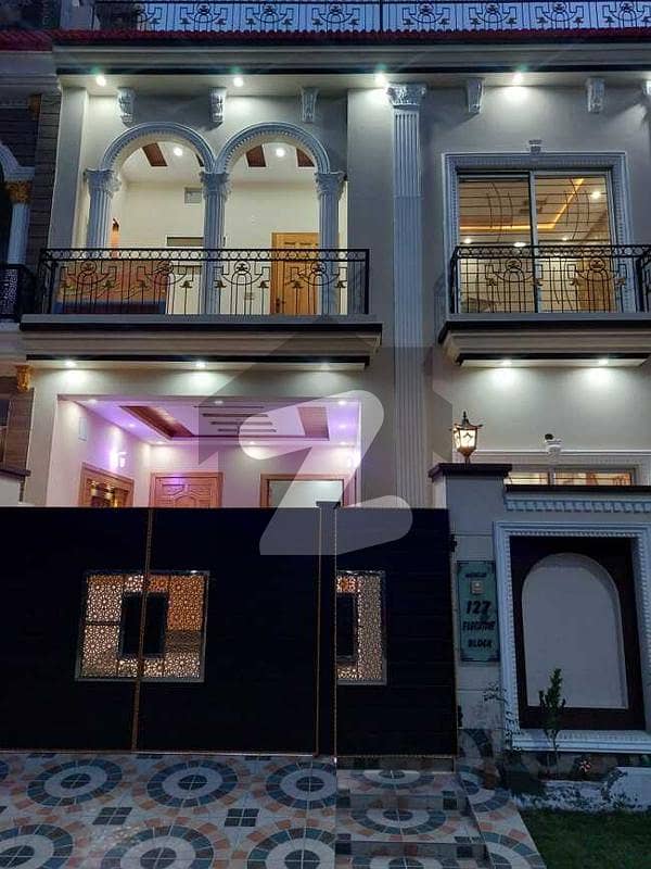 5 Marla Brand New House Are Available For Sale in Platinum Block in park view city Lahore