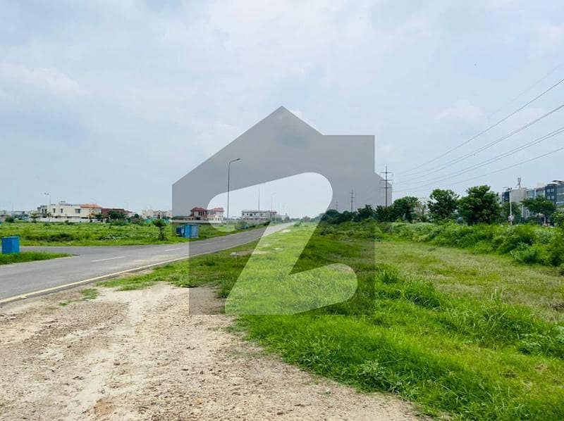 DHA Phase 7 One Kanal Plot No-1555 Ideal Location Residential Plot In DHA Top Location Direct From Owner Meeting Possible