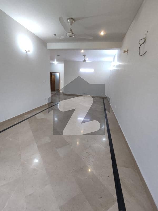 30*70 Ground+Basement Available For Rent in G-14/4