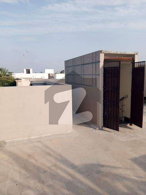 ڈی ایچ اے فیز 4 ڈی ایچ اے ڈیفینس,کراچی میں 5 کمروں کا 12 مرلہ مکان 8.5 کروڑ میں برائے فروخت۔