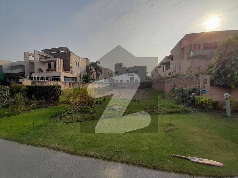 01 Kanal Near To Raya Plot No 801-W Is Available For Sale In DHA Phase-7