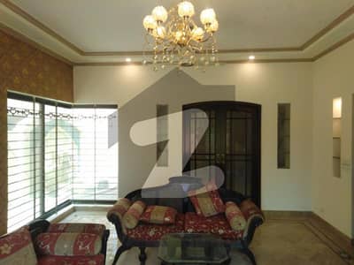 1 Kanal Super Marvelous Bungalow Available For Sale In DHA Phase 1