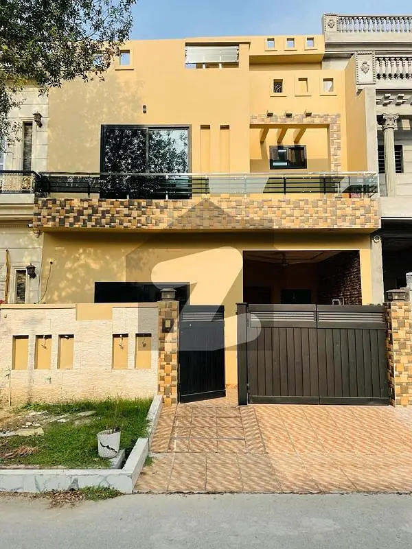 Brand New Classic House 5 Marla In DD Block , Available For Sale In Phase 1 Citi Housing Society, Gujranwala