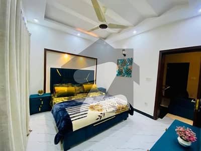 بحریہ ٹاؤن سیکٹر سی بحریہ ٹاؤن,لاہور میں 1 کمرے کا 3 مرلہ فلیٹ 30.0 ہزار میں کرایہ پر دستیاب ہے۔