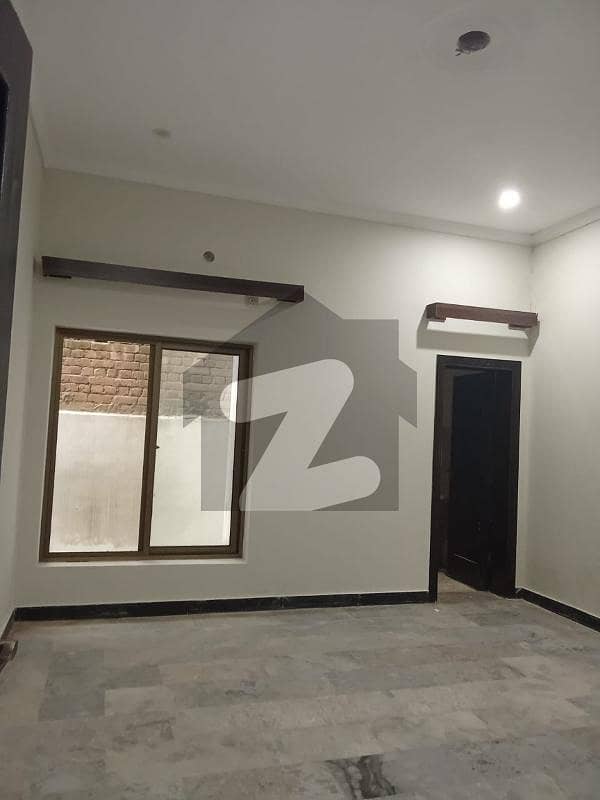 ارباب سبز علی خان ٹاؤن ورسک روڈ,پشاور میں 6 کمروں کا 5 مرلہ مکان 42.0 ہزار میں کرایہ پر دستیاب ہے۔