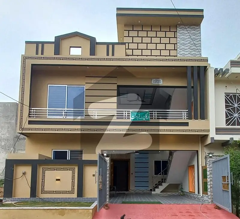 6 marla double story house for sale