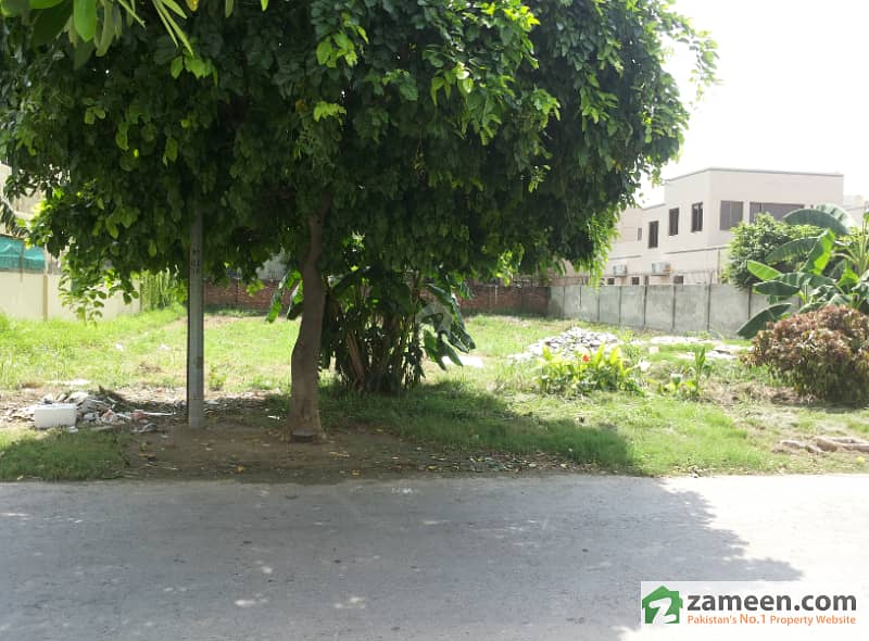 8 Marla Plot For Sale In DHA 9 Town - Block A