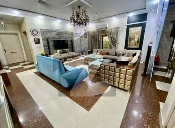 LUXUR 1 KANAL HOUSE FOR SALE IN BAHRIA TOWN LAHORE