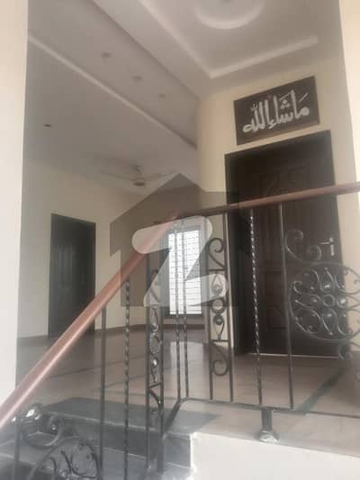 10M upper portion lower locked protion available for rent in dha ph. 6