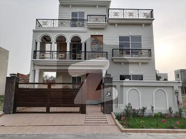 10 Marla Spanish Upper portion ground portion Locked House Available For Rent Bahria Town Lahore