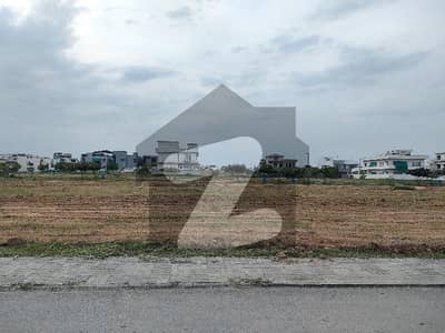 1 kanal South Face 5Th Avenue Level Plot For Sale IN Sector A DHA Phase 5 Islamabad: