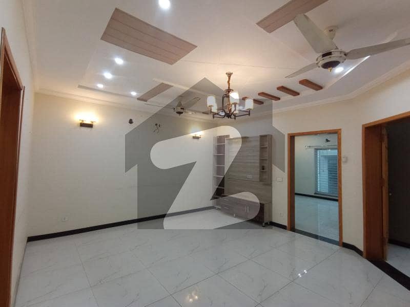 A Beautiful Designer 10 Marla Like New Luxury Stylish For Rent UPPER PORTION On Vip Location Close To Park In Bahria Town Lahore