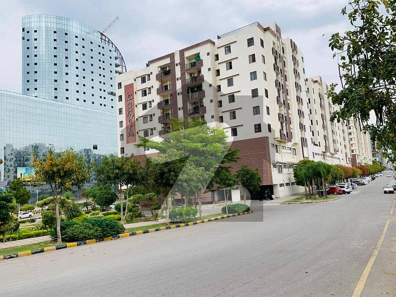 Modern 2-Bedroom Apartment in Smama Star Mall & Residency, Gulberg Greens Available for Rent