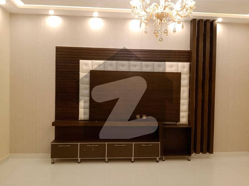 10 Marla Beautiful Upper Portion Available For Rent , Close To Jamia Mosque, Parks In Bahria Town Lahore