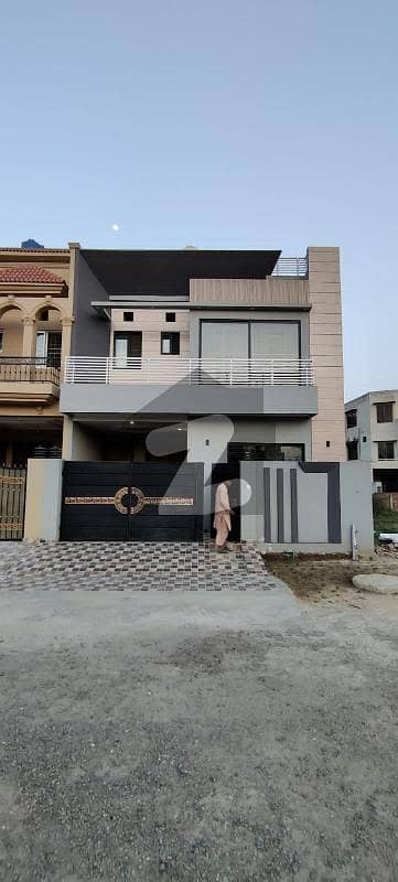 05 Marla Brand New House for Sale Available in Nashiman E Iqbal 2 Lahore